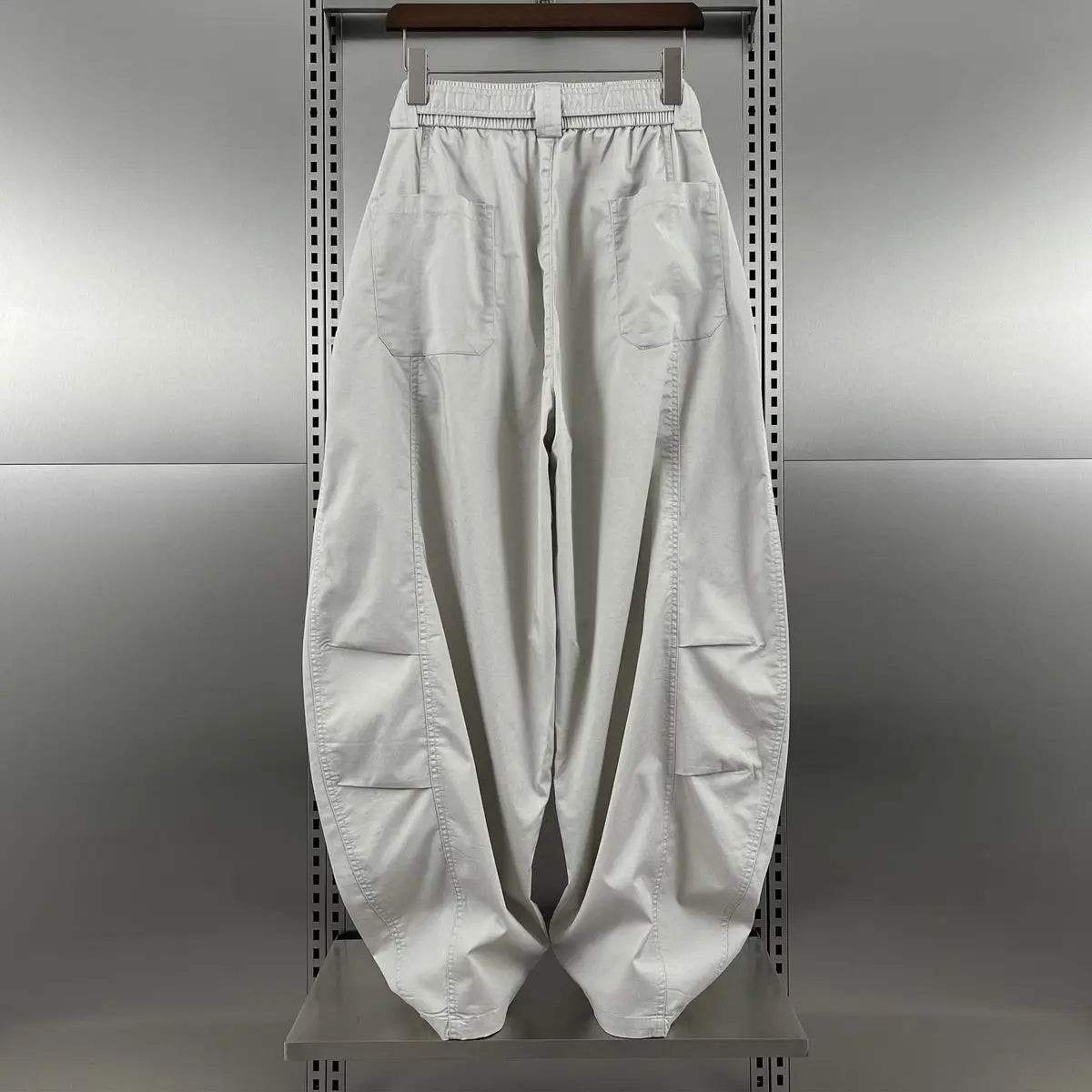 Men's Relaxed Wide-Leg Trousers